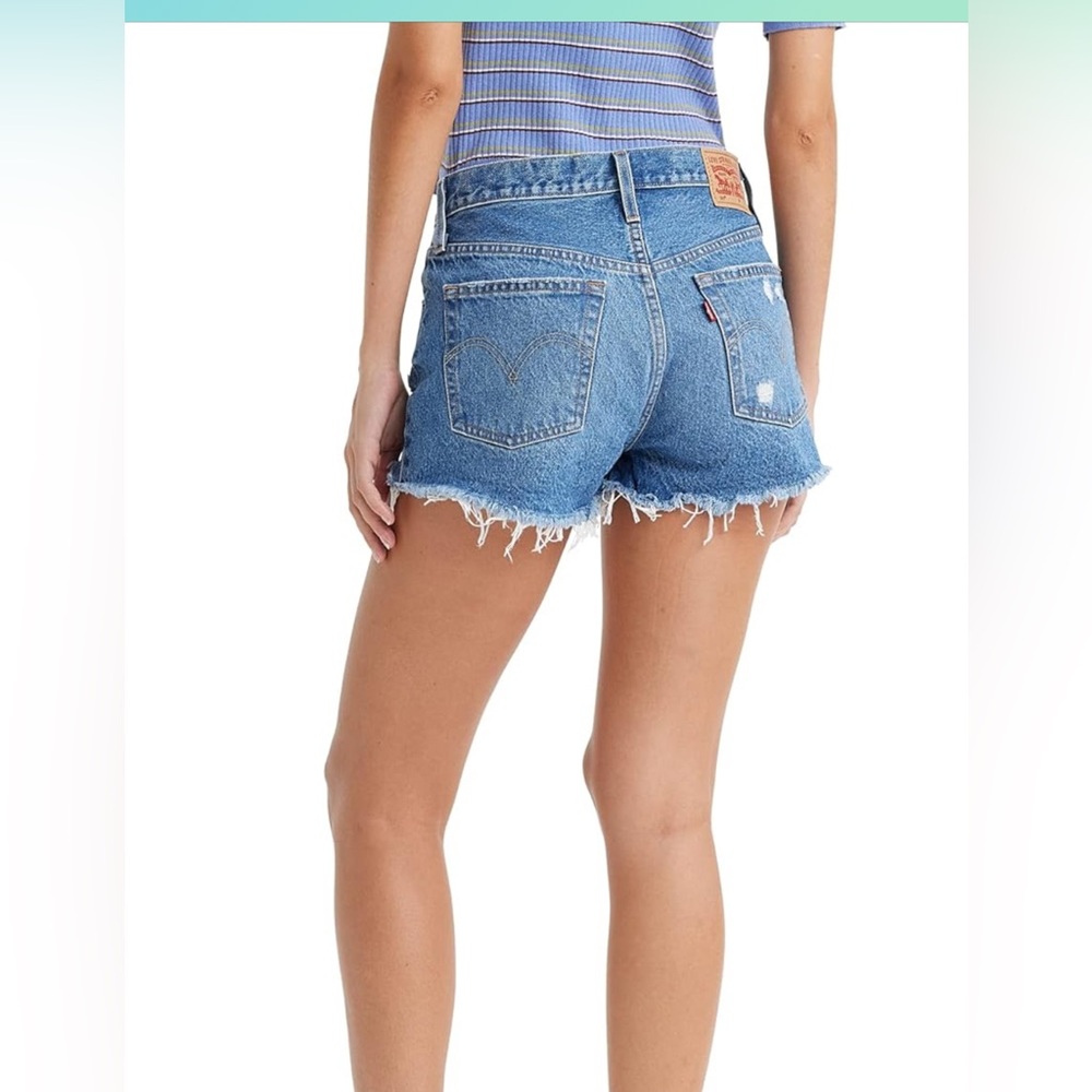 NWOT Levi's Women's 501 Denim Shorts